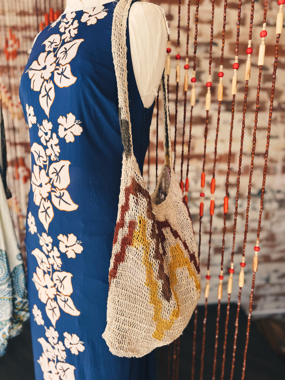 Alice Mountain Design Bilum Tote Med | Boteh