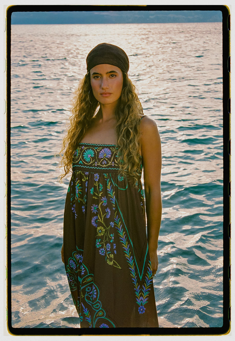 BOTEH • Resort & Swim