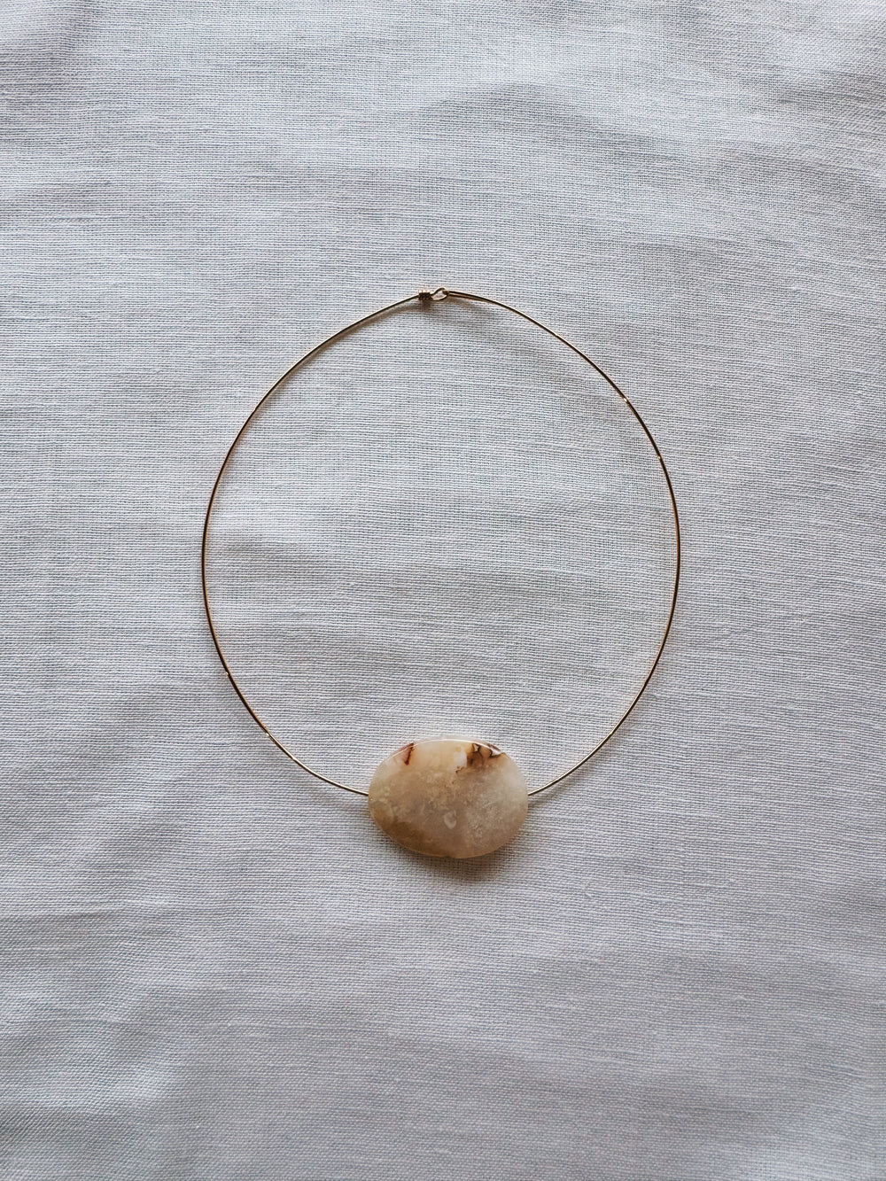 athena & co gem collar necklace gold creme